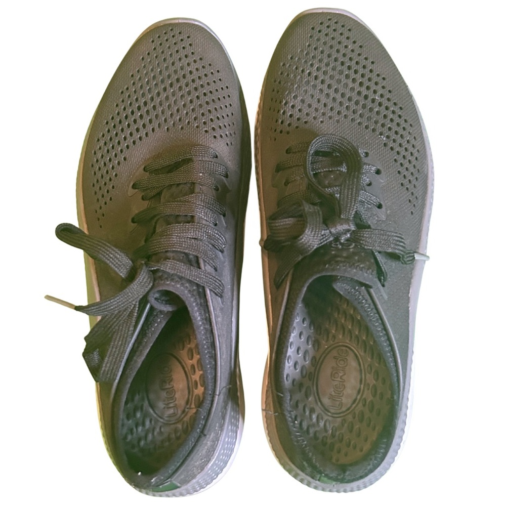 CROCS Black Literide Sneaker | Men’s 7 + 11